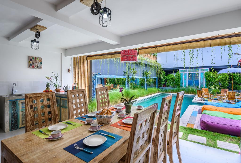 Base Guest House Canggu Buitenkant foto